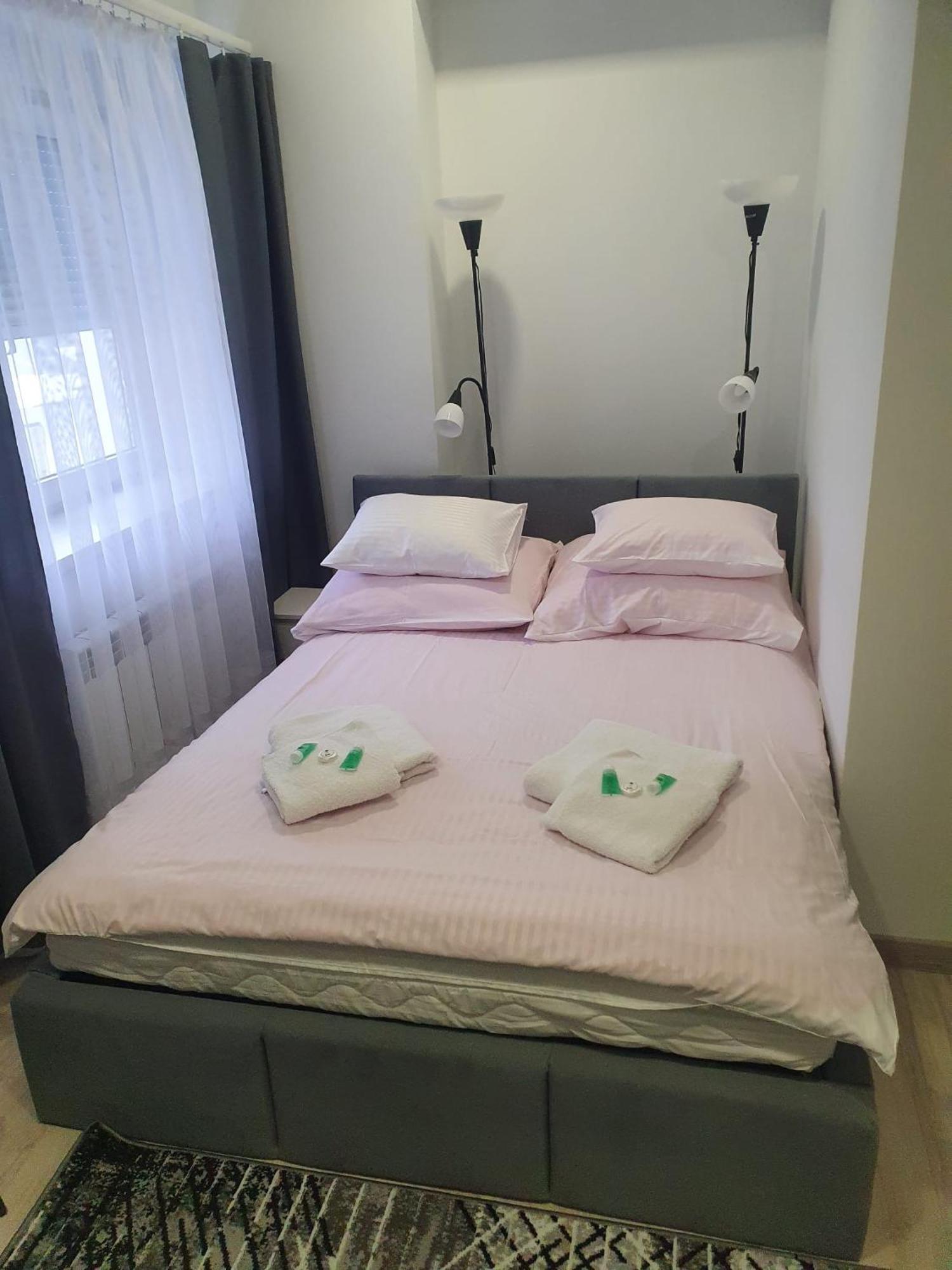 Comfort Stay, Ev, Parking 博莱斯瓦维茨 外观 照片