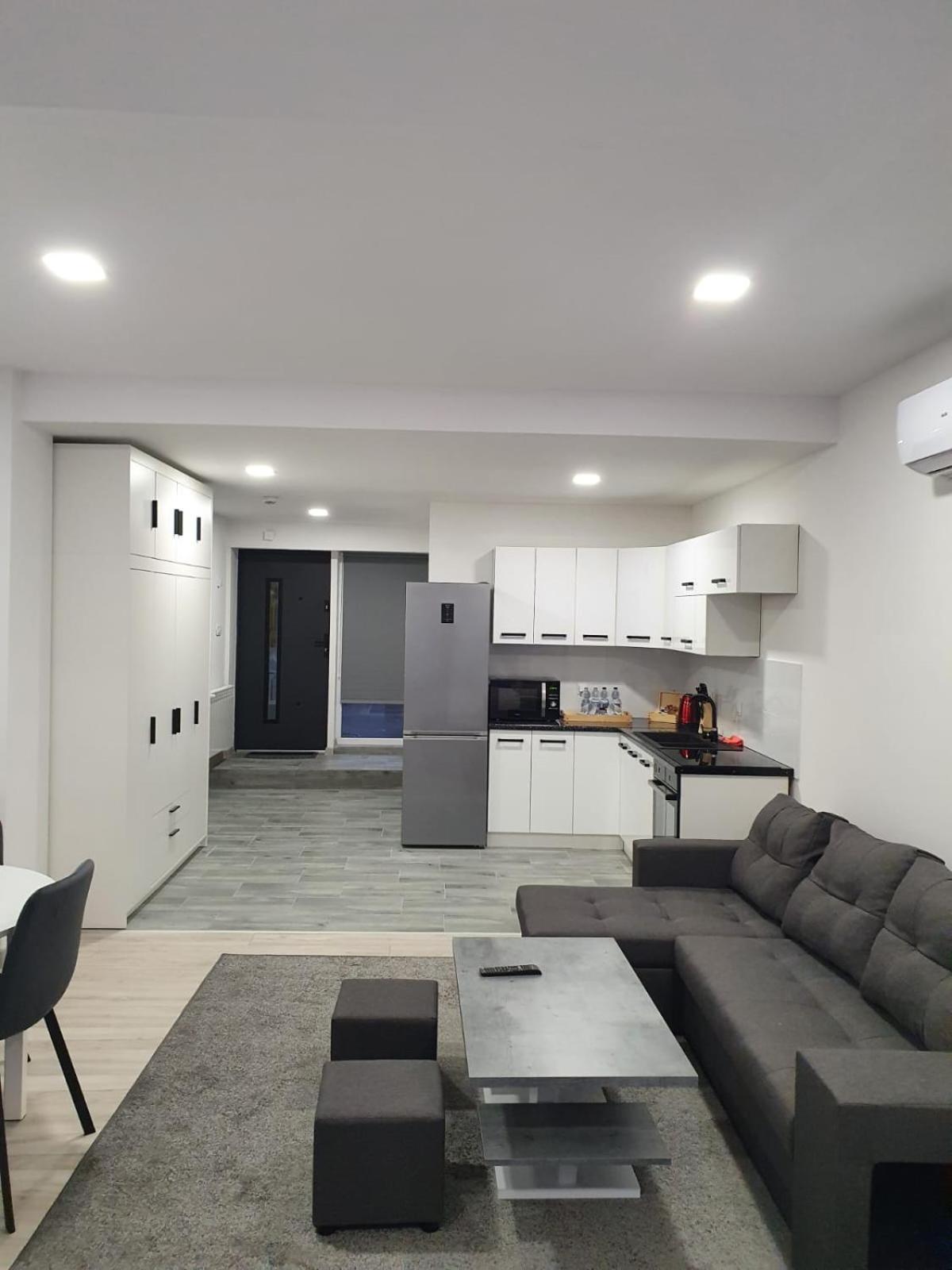 Comfort Stay, Ev, Parking 博莱斯瓦维茨 外观 照片