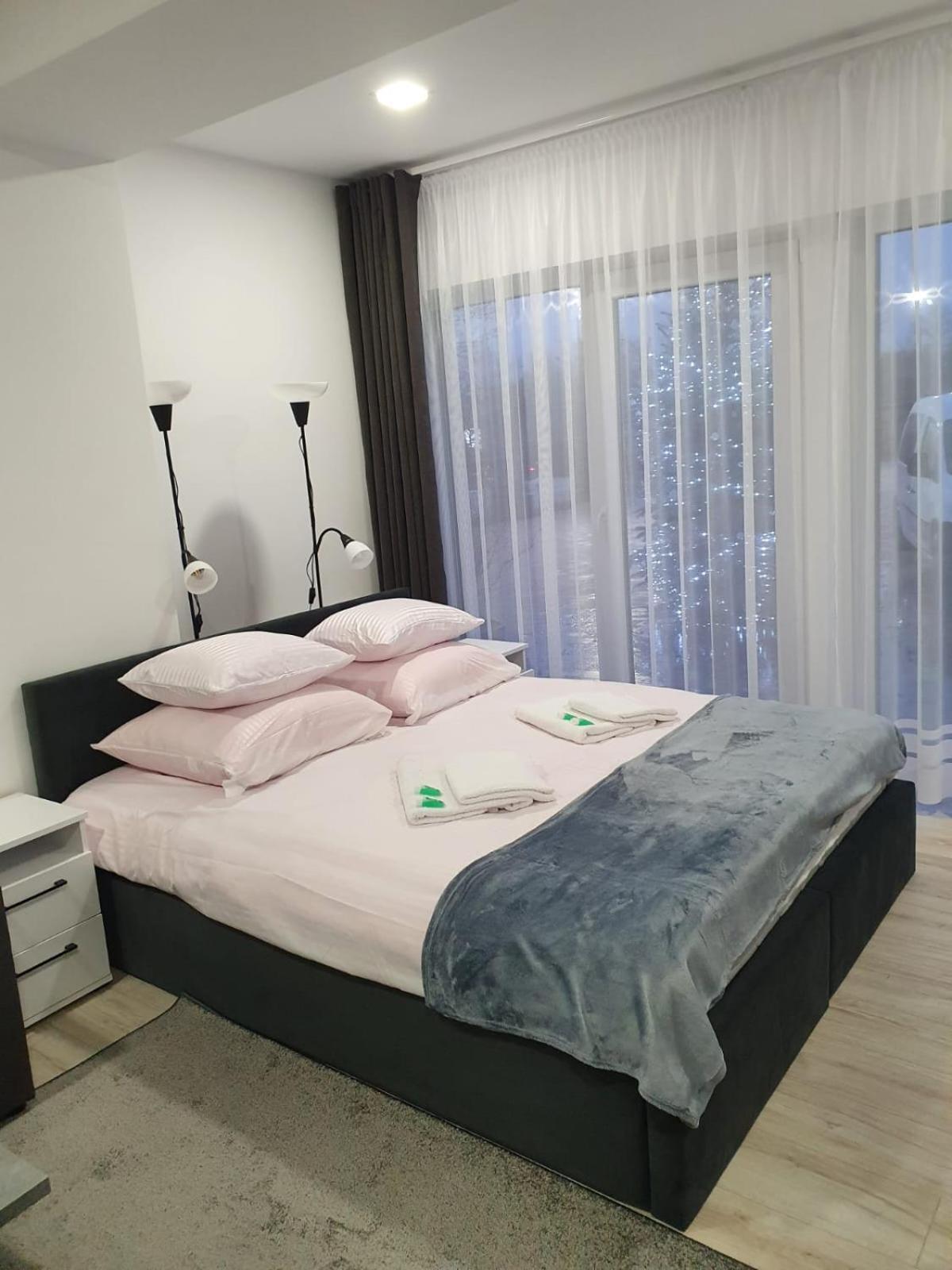 Comfort Stay, Ev, Parking 博莱斯瓦维茨 外观 照片